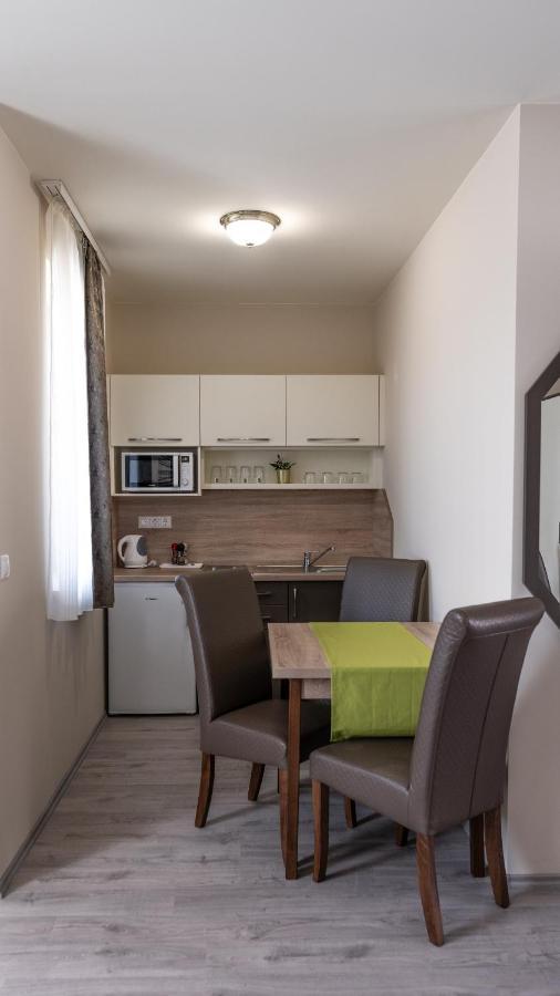 Fonix Apartman Lenti Exteriör bild